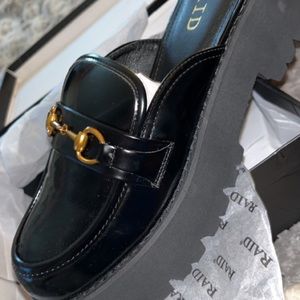 Black chunky Loafers